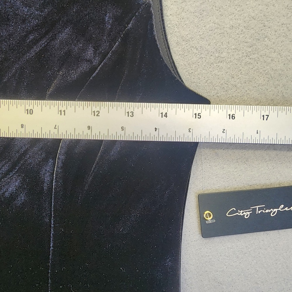 City Triangles Black Velvet Bubble Hem Dress Pearl Button Mini Cocktail Womens M - Picture 13 of 13